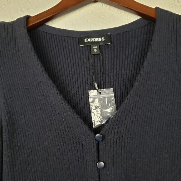 NEW! Express Knit Top Sweater Cardigan Casual Button V Neck - XS - Picture 4 of 5